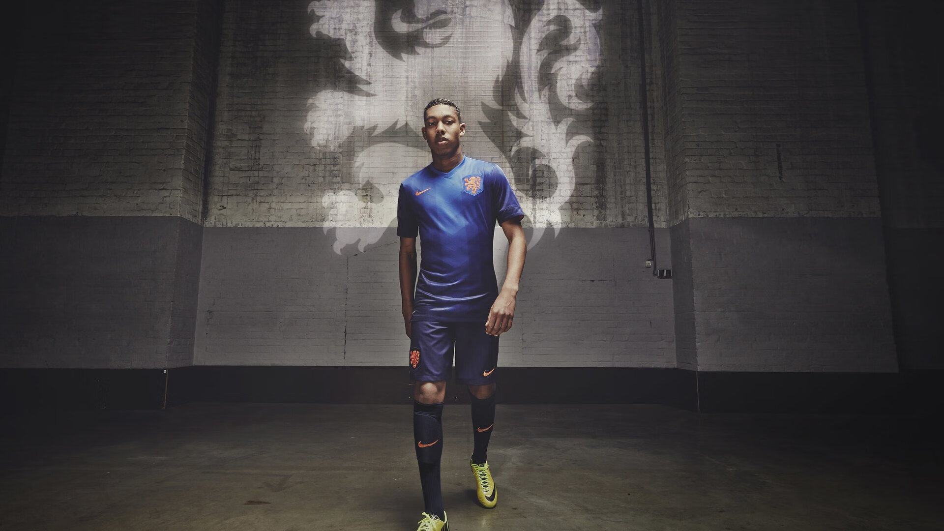 F1赛车赛场焦点!韩国队对阵阿根廷队,主力缺阵,替补球员挺身而出